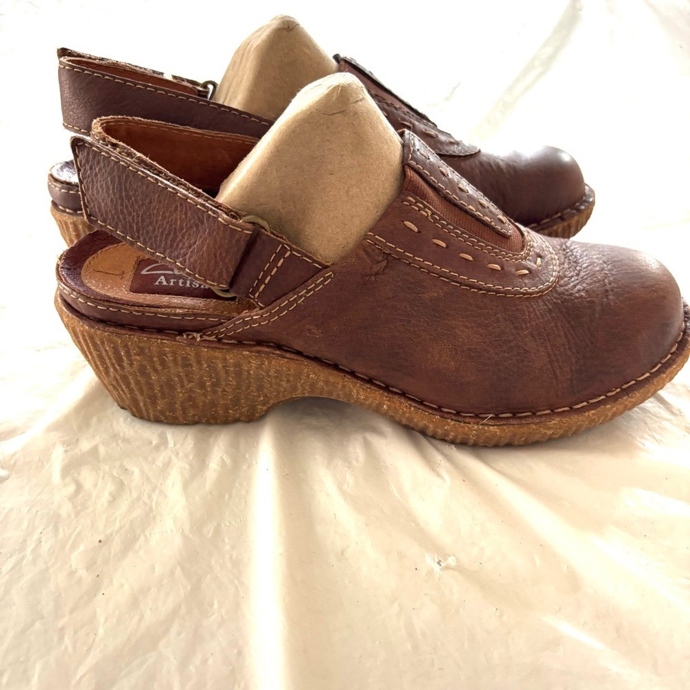 Clarks Artisan Trapelo Brown Leather Clog SZ 7 M NWOT only tried on - Picture 13 of 13